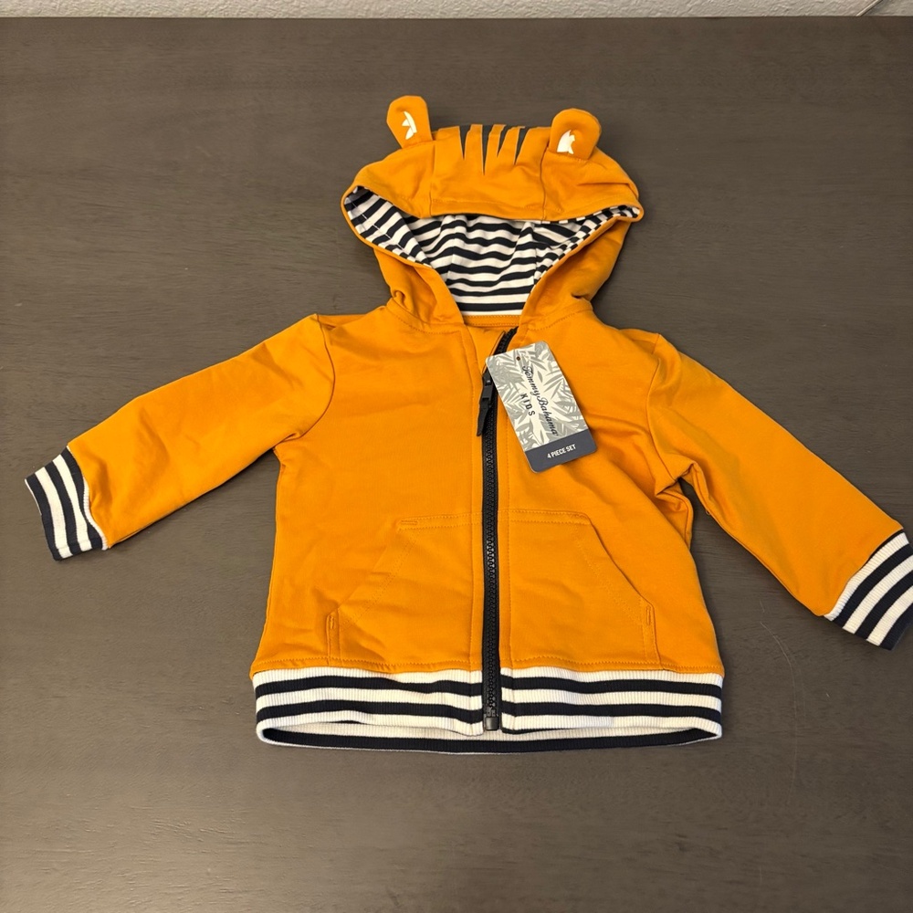 Tommy Bahama Zip up Hoodie Size 3-6 Months
